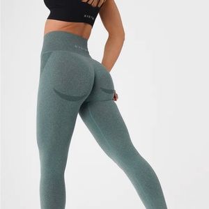 NVGTN leggings, forest green size small